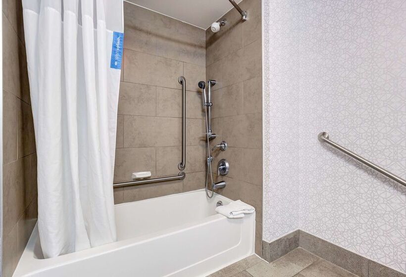 ホテル Hampton Inn & Suites By Hilton Brantford Conference Centre