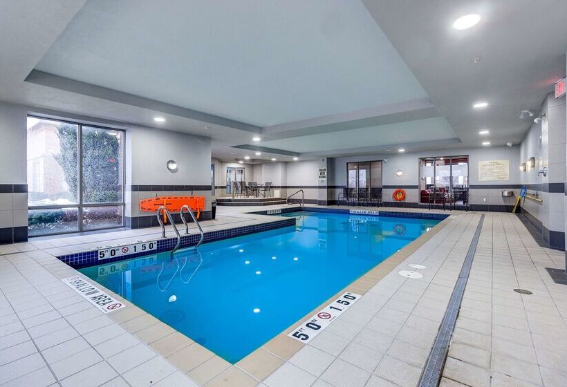 ホテル Hampton Inn & Suites By Hilton Brantford Conference Centre