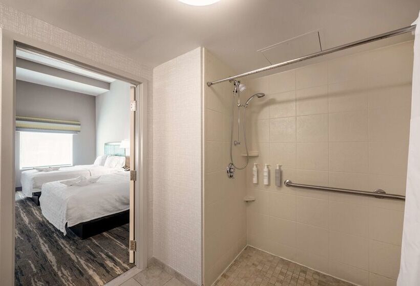 Отель Hampton Inn & Suites Poughkeepsie