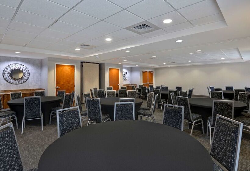 ホテル Hampton Suites Birmingham Hoover