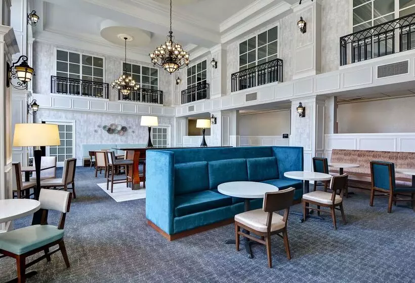 Отель Hampton Suites Birmingham Hoover