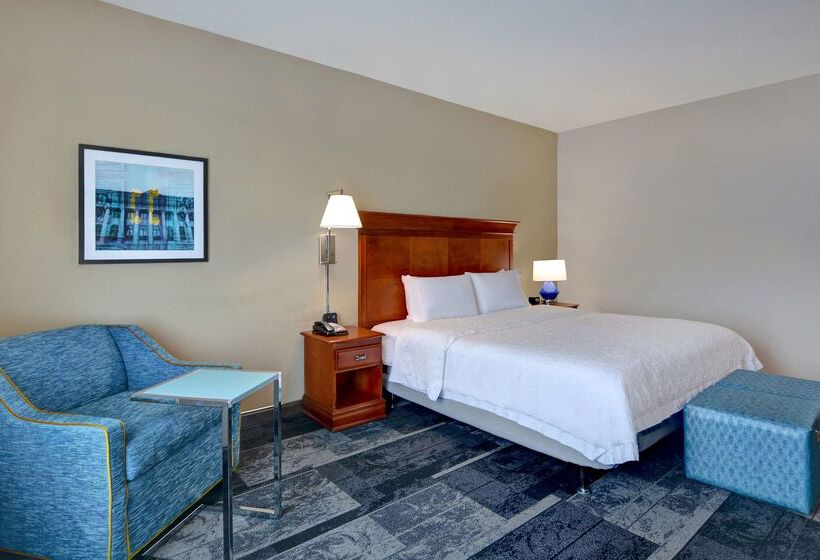 ホテル Hampton Suites Birmingham Hoover