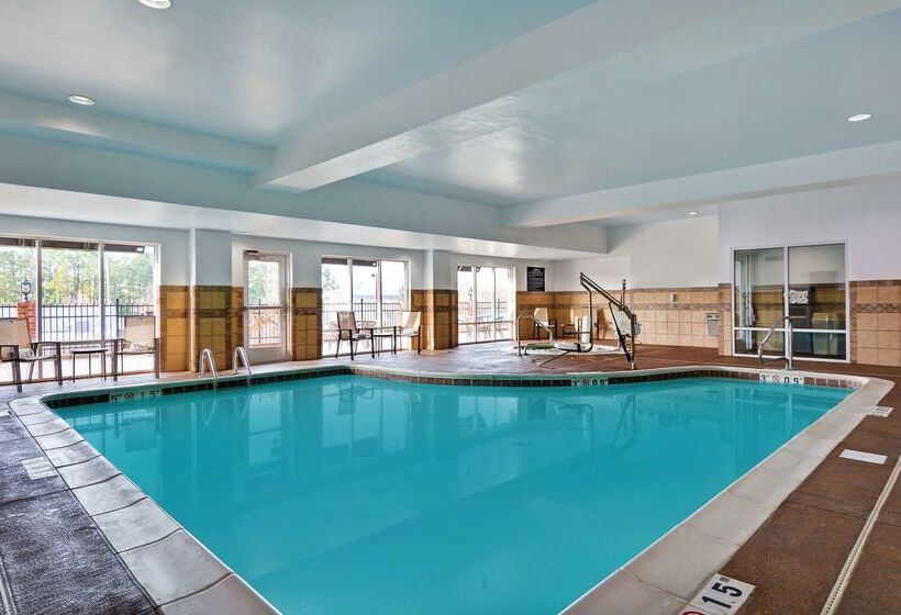 ホテル Hampton Suites Birmingham Hoover