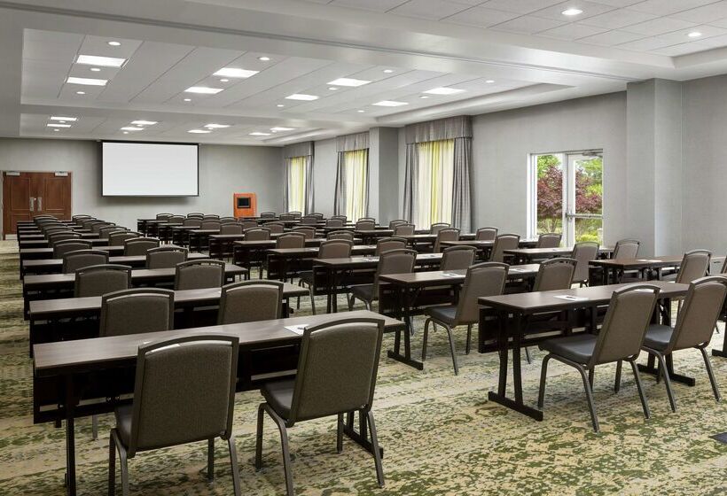 בית מלון כפרי Hilton Garden Inn Greenville