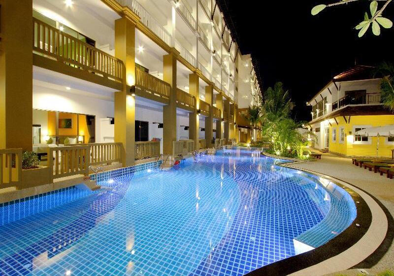 فندق Kata Sea Breeze Resort   Sha Plus