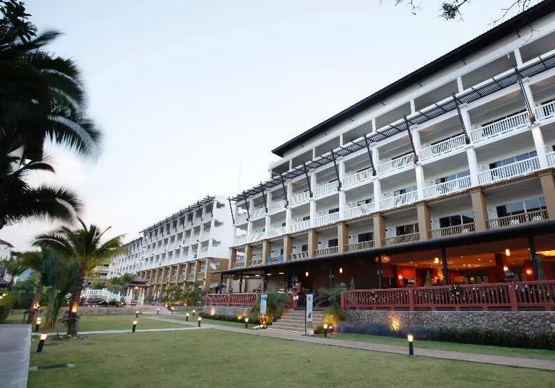 Otel Kata Sea Breeze Resort Sha Plus