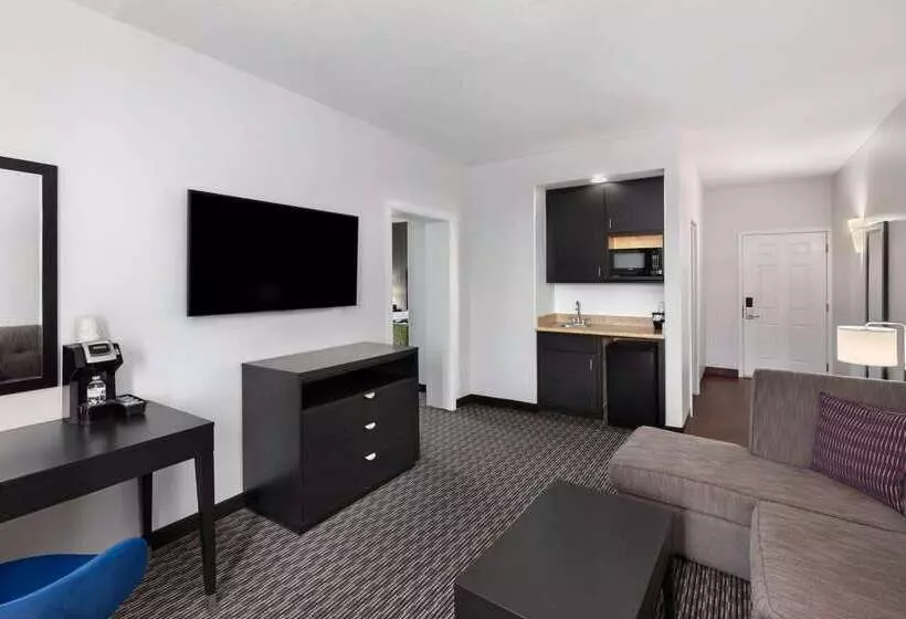 酒店 La Quinta By Wyndham Austin Cedar Park