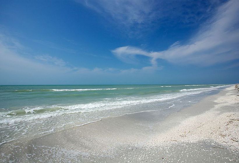 فندق Pelicans Roost