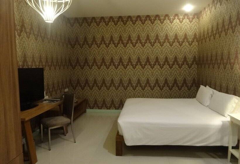 בית מלון כפרי Pimnara Boutique