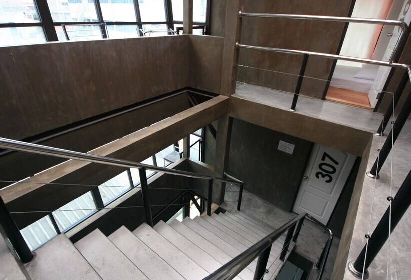 هتل The Chilli Bangkok