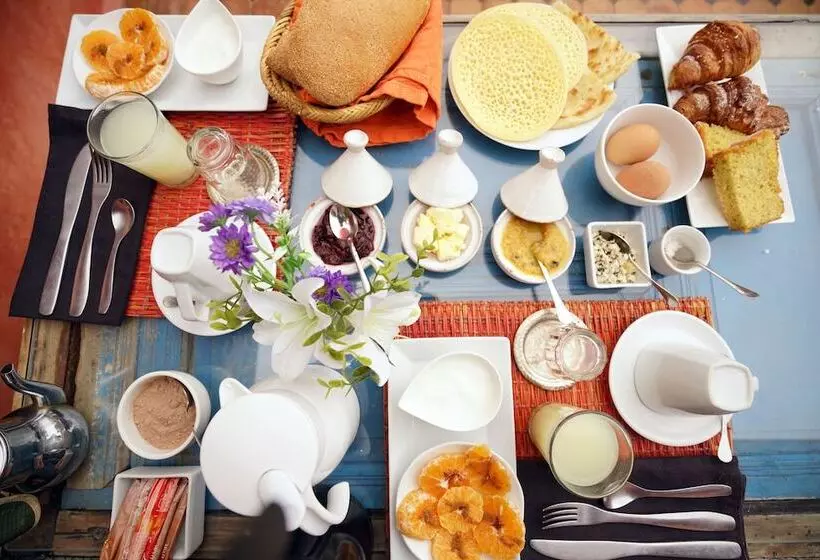 Отель The Repose