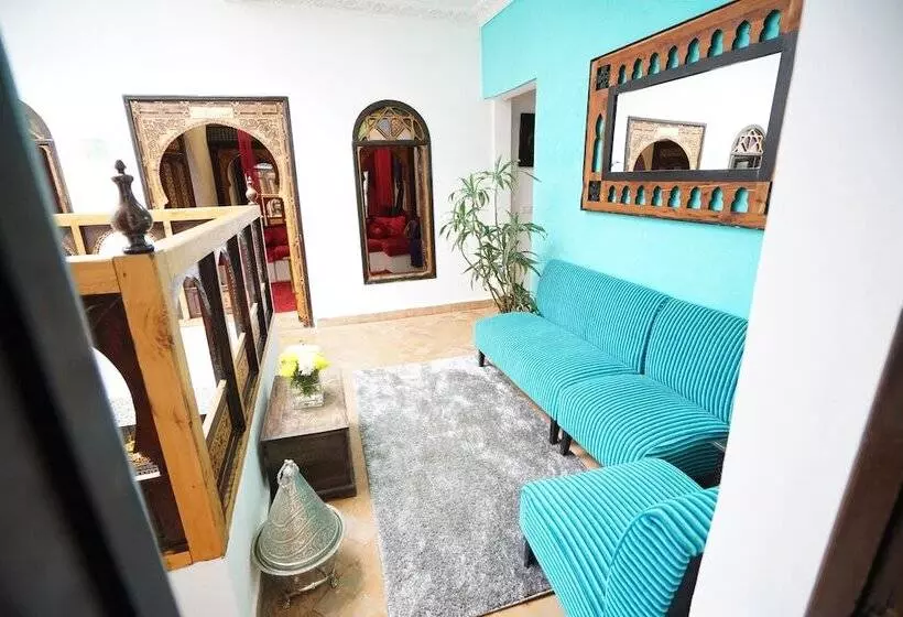 Отель The Repose