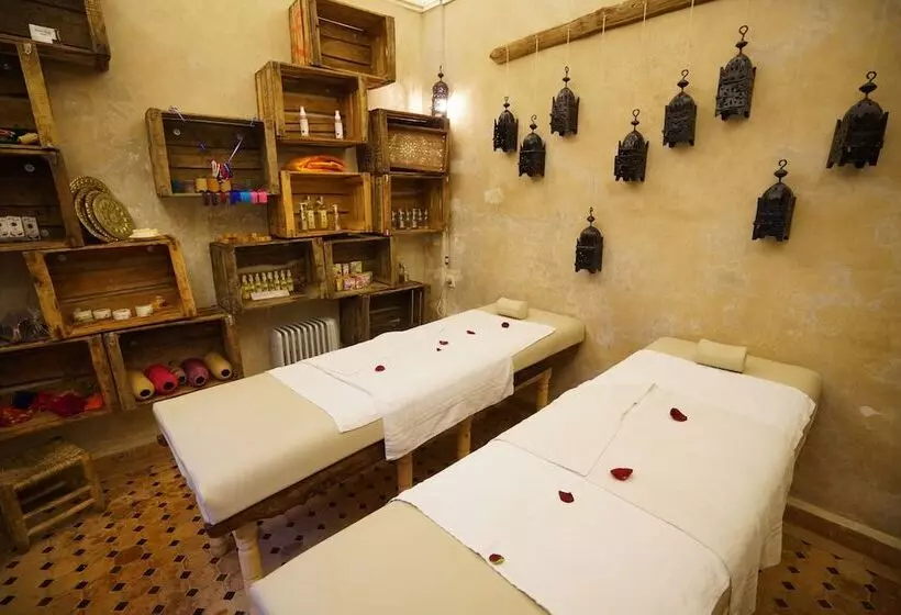 Отель The Repose