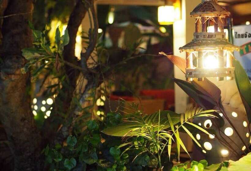 בית מלון כפרי Vieng Mantra