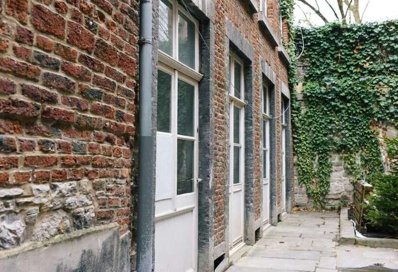 پانسیون Bed Collège