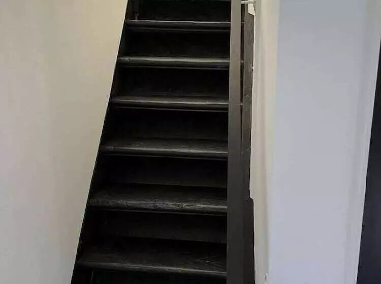 پانسیون Bed Collège