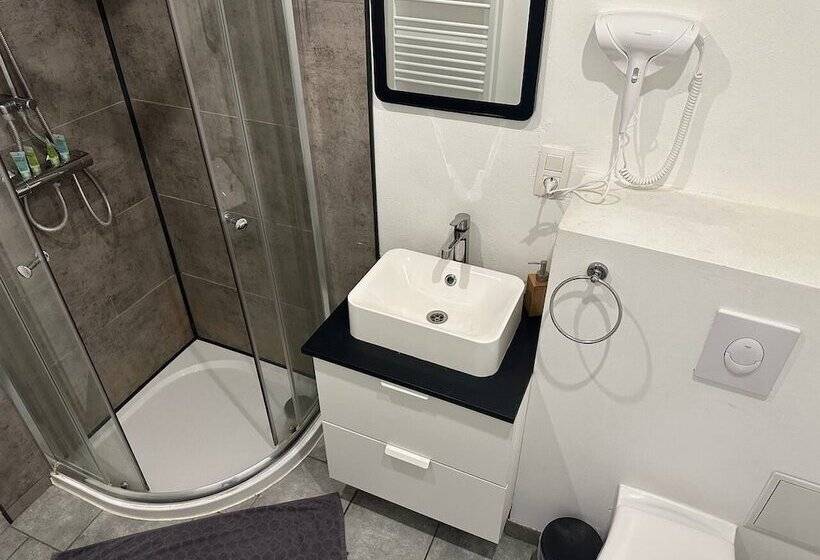 پانسیون Bed Collège