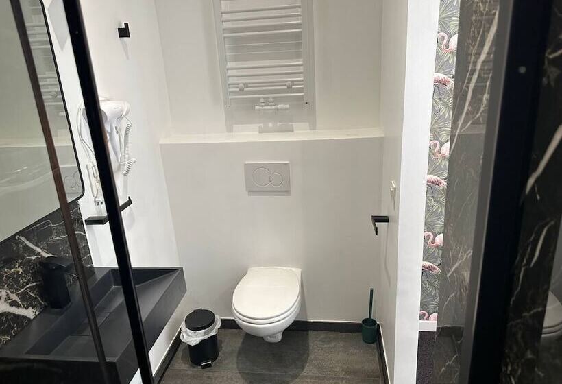 پانسیون Bed Collège