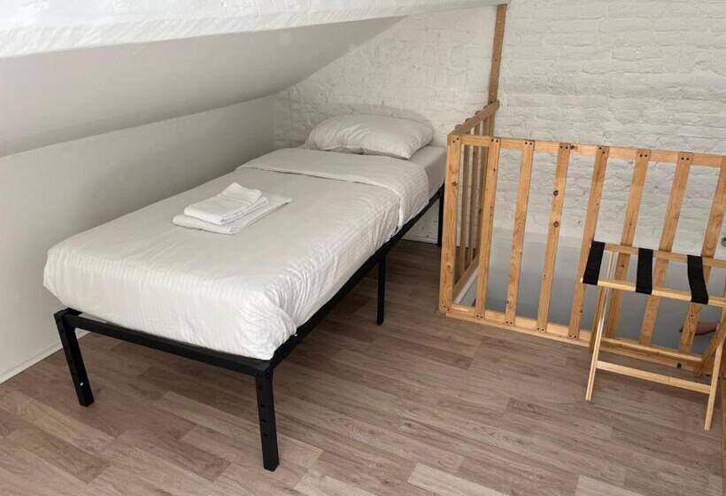 پانسیون Bed Collège