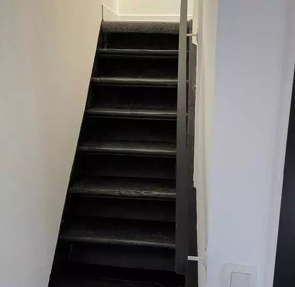 پانسیون Bed Collège