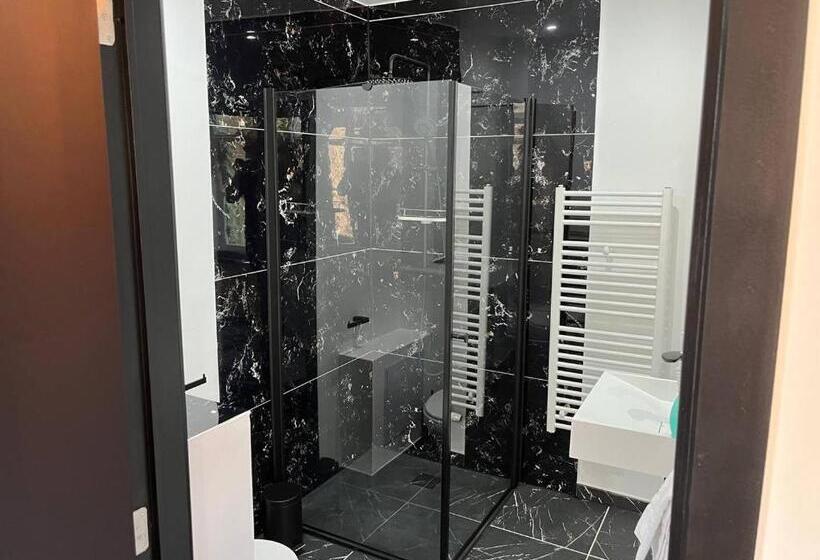 پانسیون Bed Collège