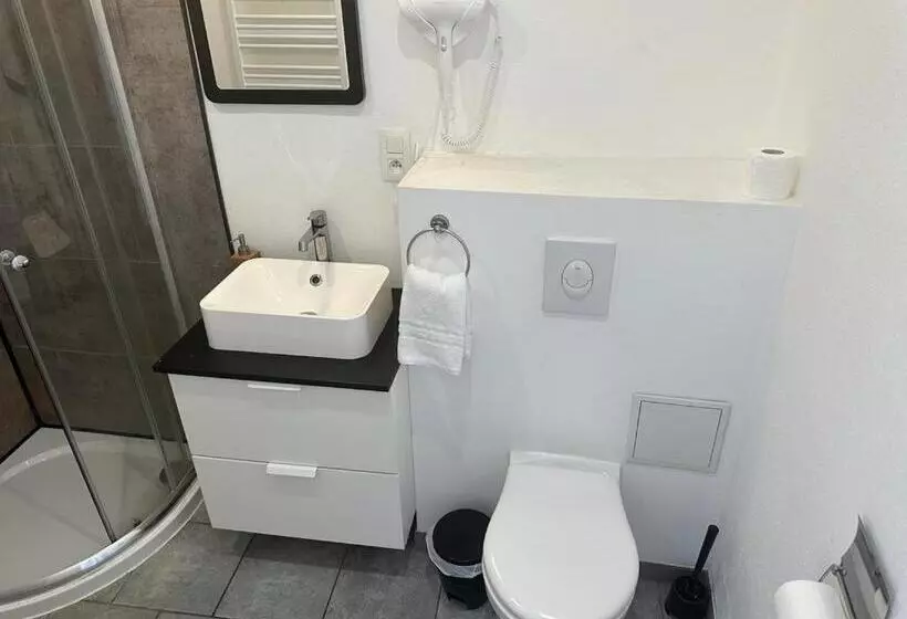 پانسیون Bed Collège