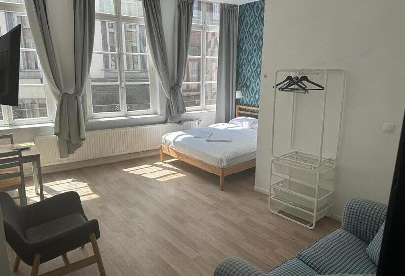 پانسیون Bed Collège