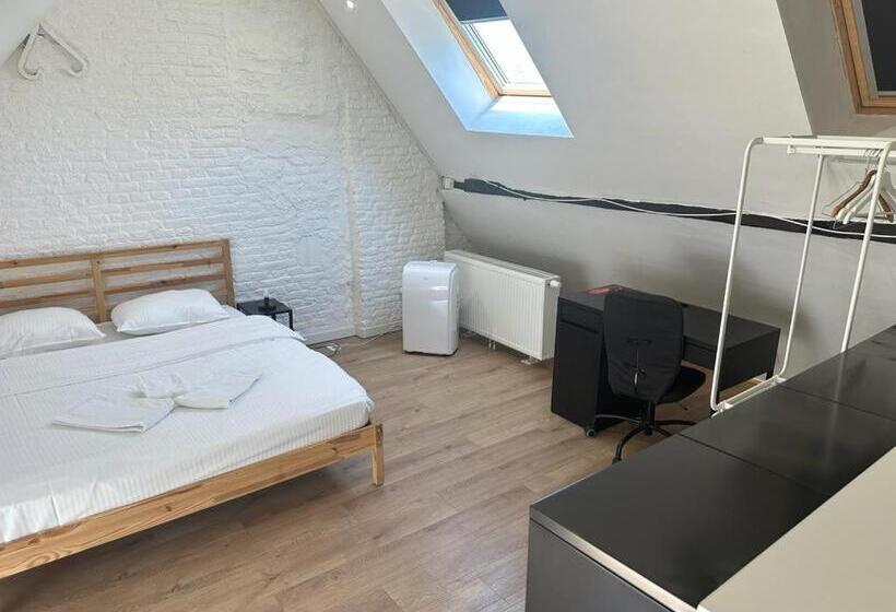 پانسیون Bed Collège