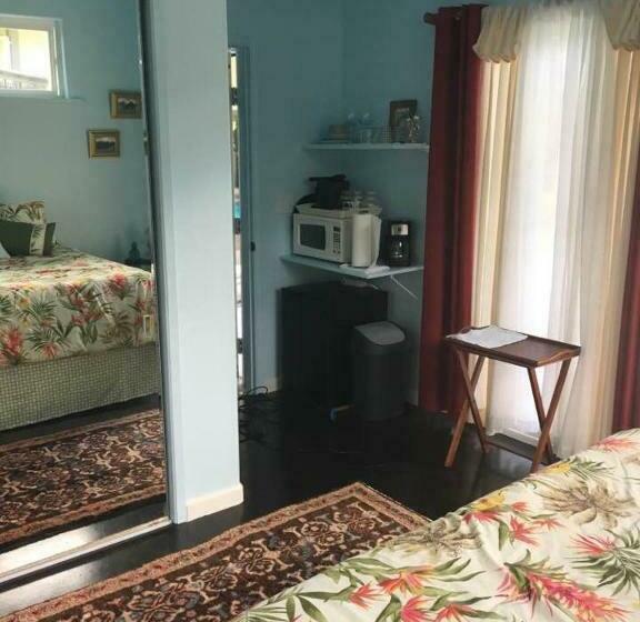 פנסיון Hale Paradise