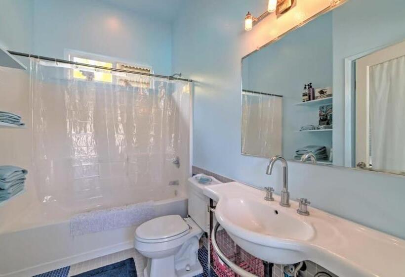 פנסיון Hale Paradise