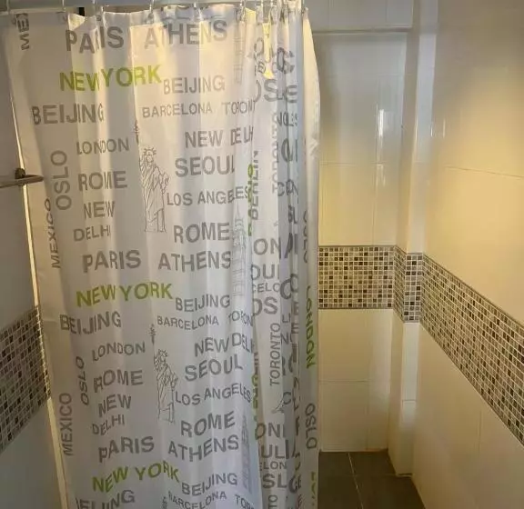 Jomtien Beach Hostel & Guesthouse