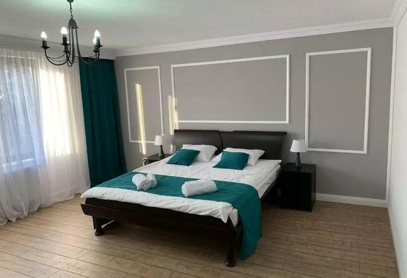 Majatalo Aleea Teilor