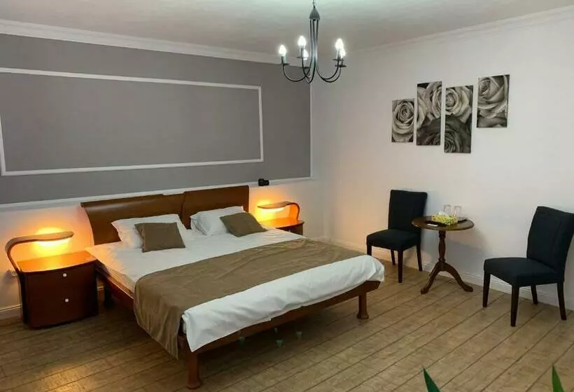 Majatalo Aleea Teilor