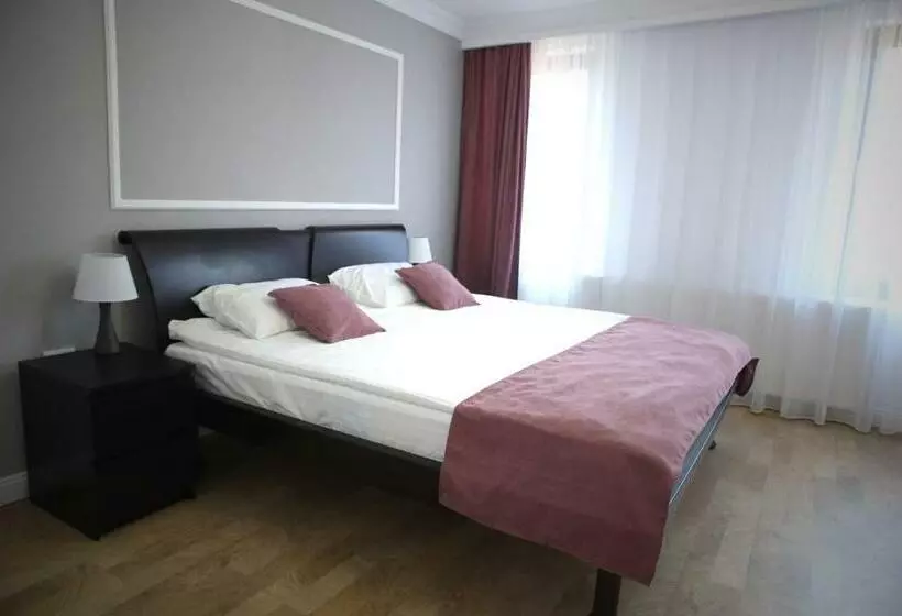 Majatalo Aleea Teilor