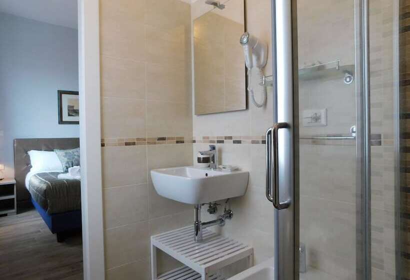 پانسیون Porta Alla Croce Guest House