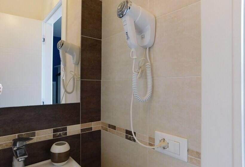 پانسیون Porta Alla Croce Guest House