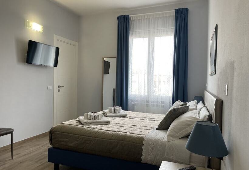 پانسیون Porta Alla Croce Guest House