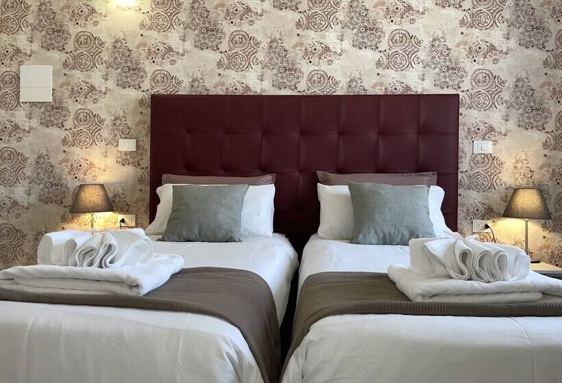 پانسیون Porta Alla Croce Guest House