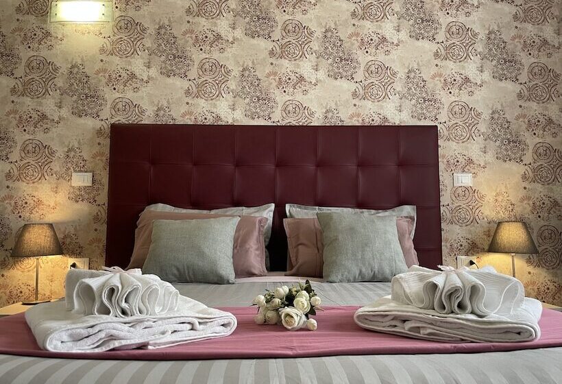 پانسیون Porta Alla Croce Guest House