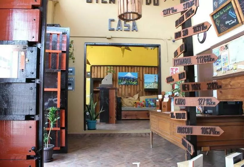 Casa Bonita Hotel Y Hostal