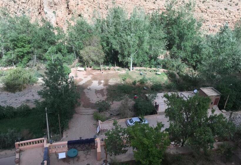 Отель Hôtel Panoramique De La Vallée