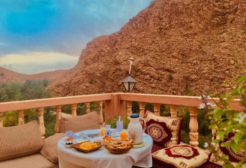 Отель Hôtel Panoramique De La Vallée