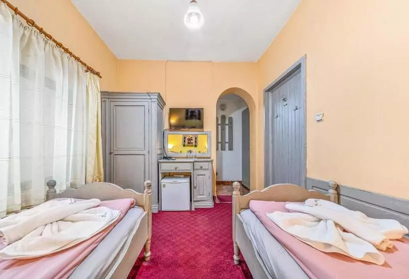 پانسیون House Shiligarnika