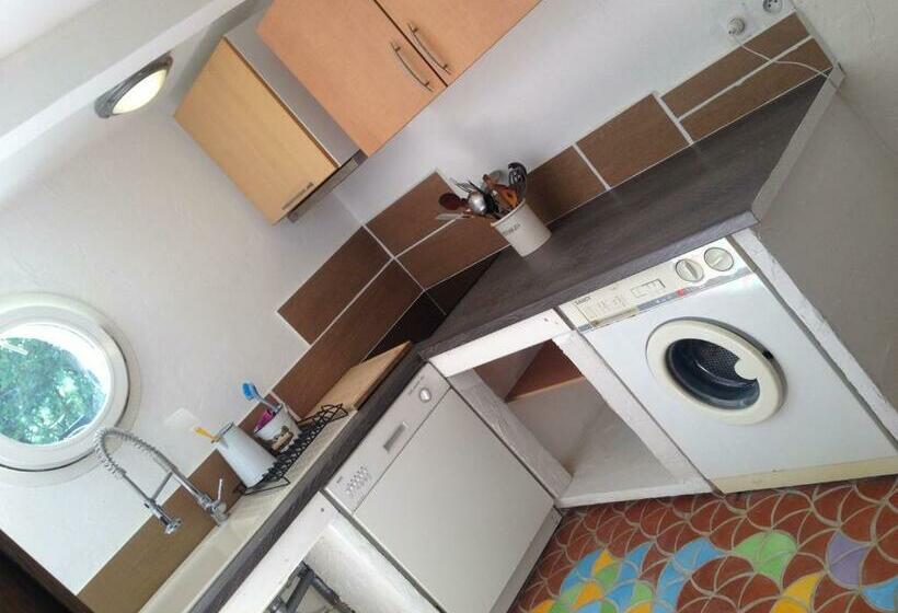 פנסיון La Maison Bleue