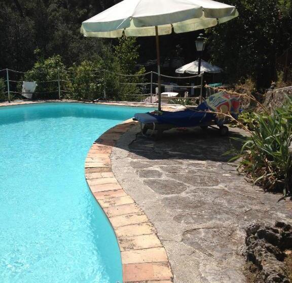 פנסיון La Maison Bleue