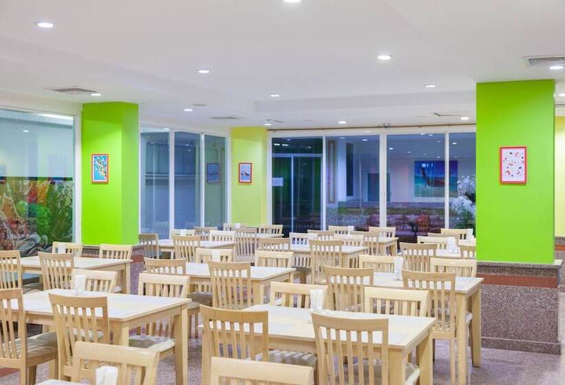 Baumancasa Beach Resort