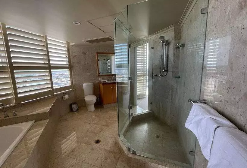 Burleigh Surf Apartments