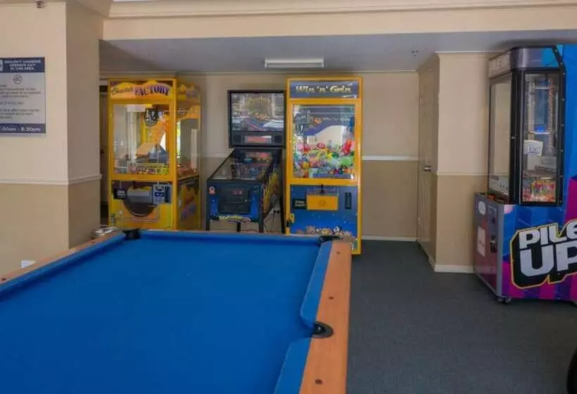 Burleigh Surf Apartments