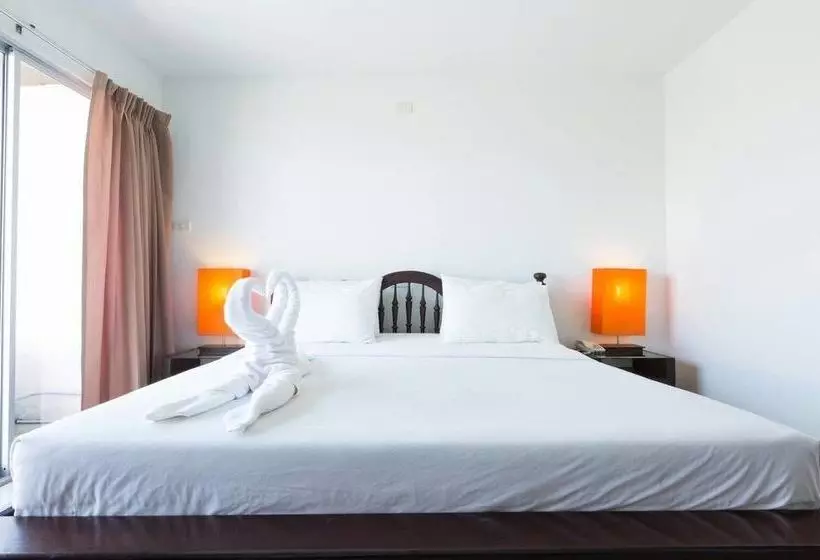 בית מלון כפרי Chatkaew Hill & Residence