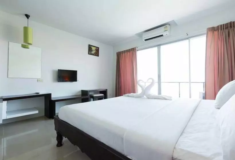 בית מלון כפרי Chatkaew Hill & Residence